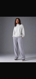 ensemble du pull à zip et du pantalon